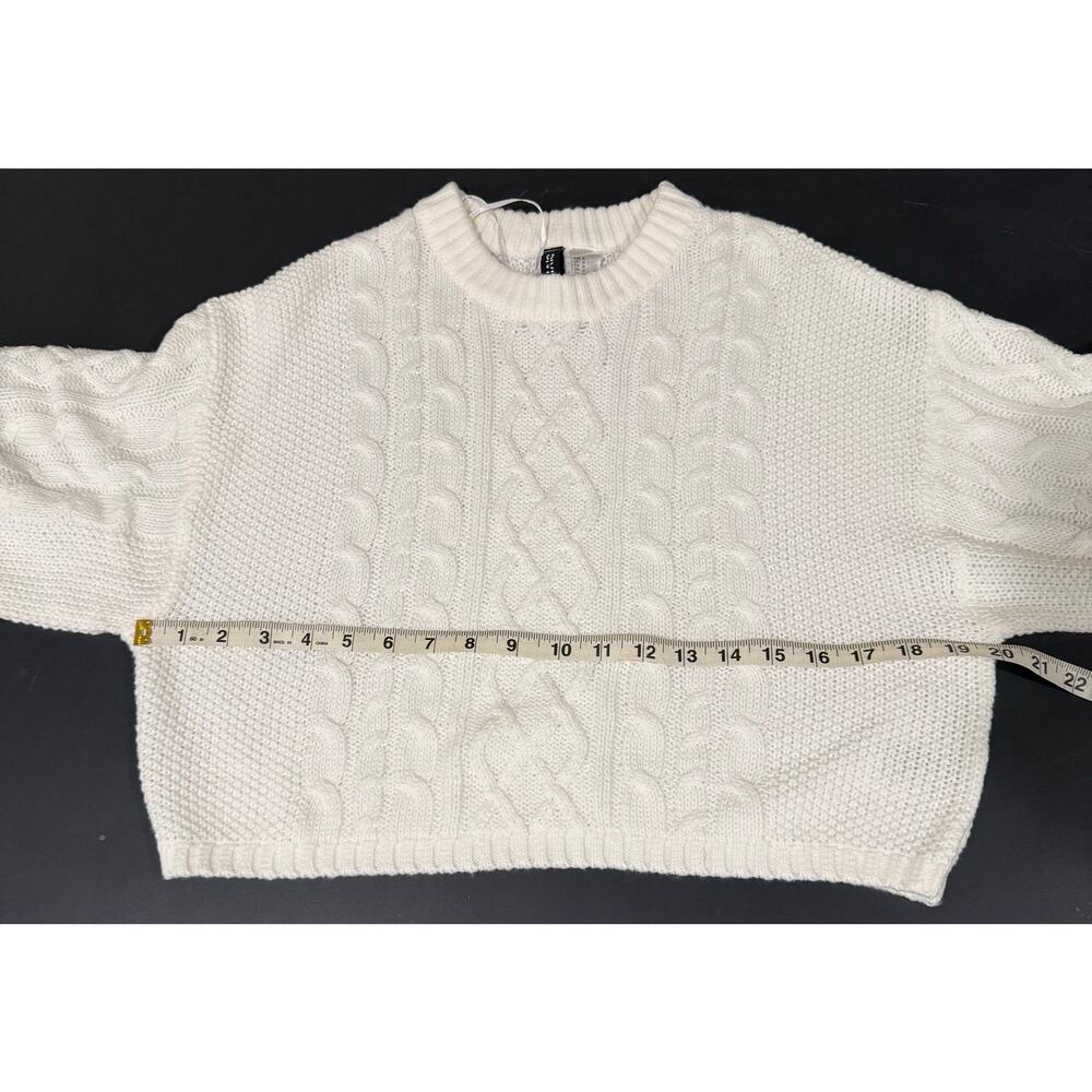 Women's Divided H&M white cropped cable knit sweater puff sleeves medium - Picture 3 of 7